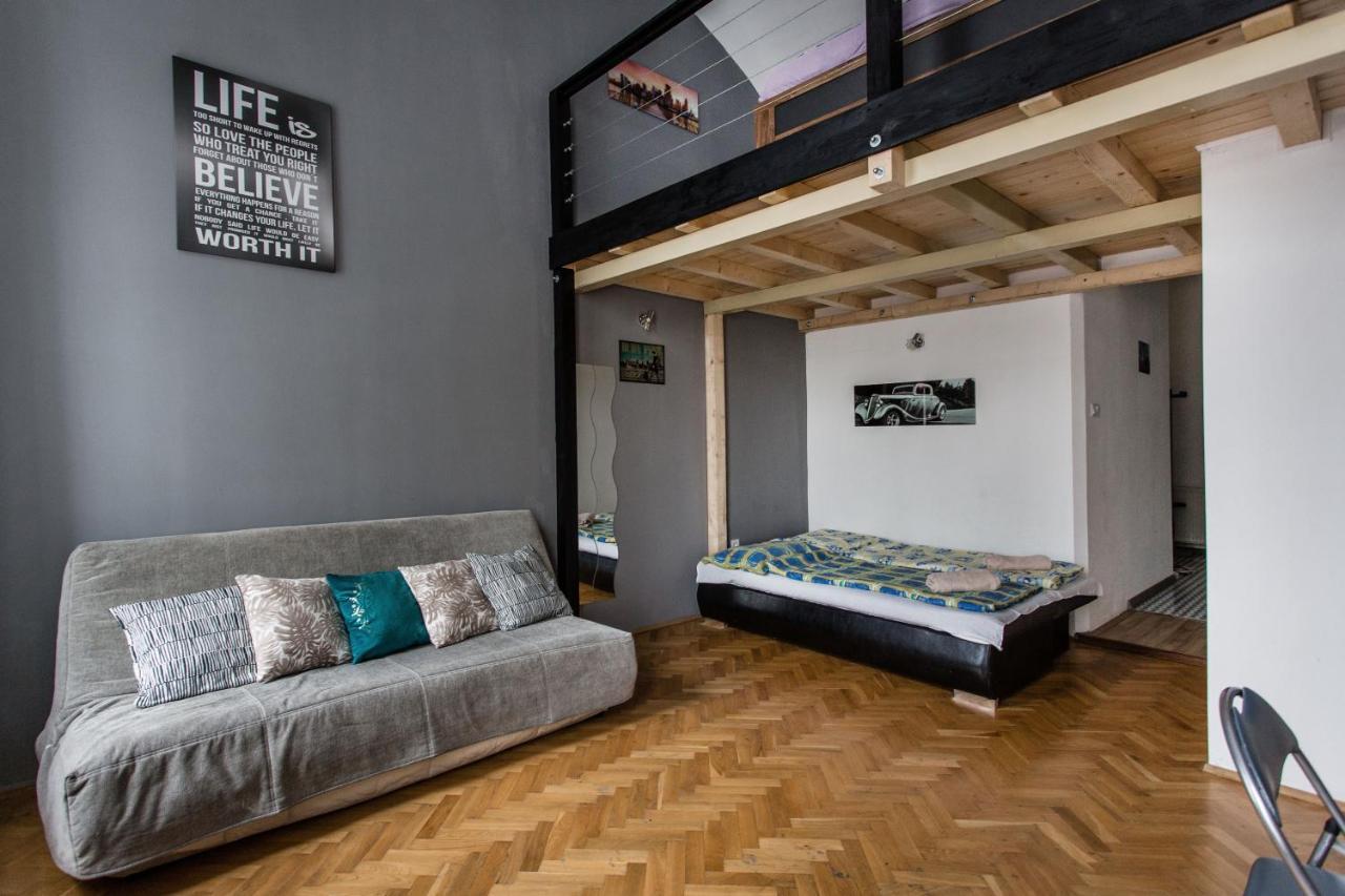 Mickey'S Chain Bridge Apartments بودابست المظهر الخارجي الصورة