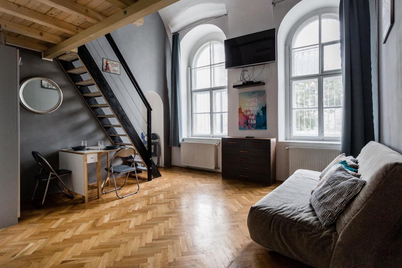 Mickey'S Chain Bridge Apartments بودابست المظهر الخارجي الصورة